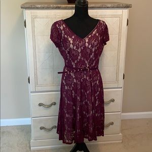 🌺Women’s size 12 plum lace cocktail dress.🌺
